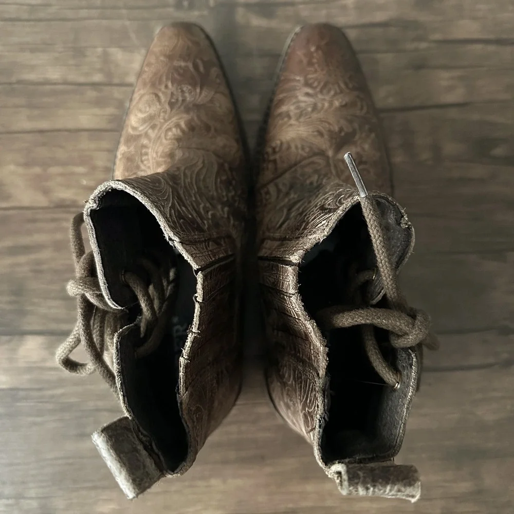 Roper Trooper Embossed Brown Ankle Booties Women's Size 7.5